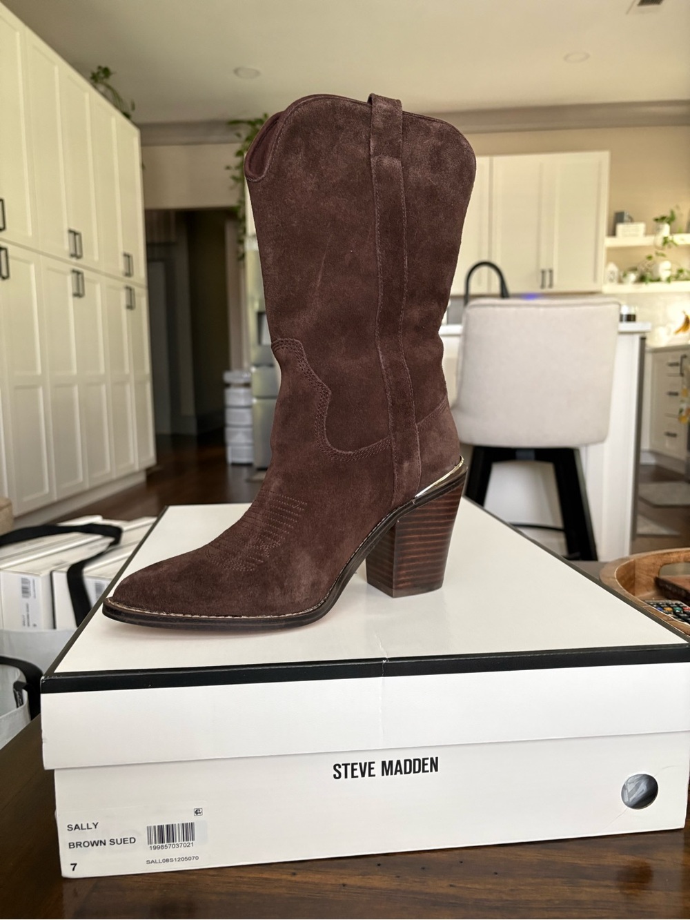 Steve Madden Brown Suede Western Heeled Boot